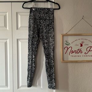 Lululemon align 28’ leggings